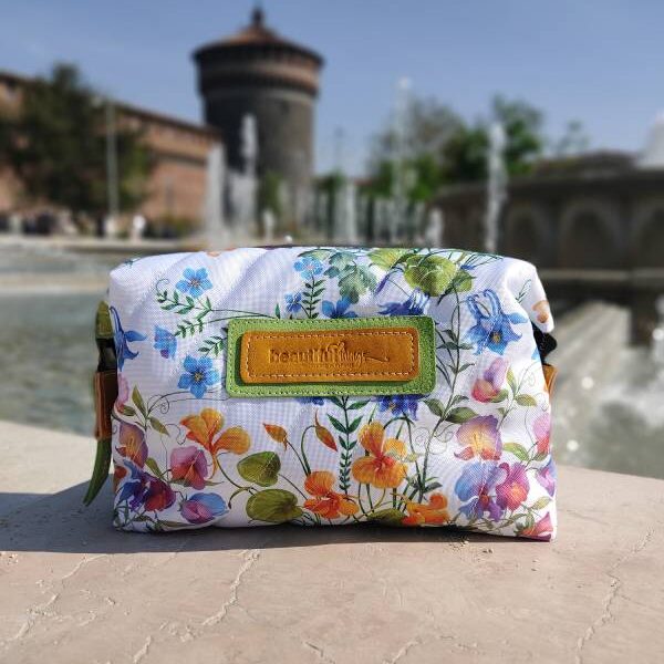 Kosmetyczka w kwiatki